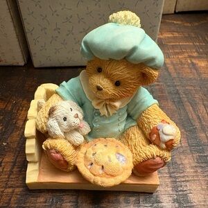 Adorable Bear Figurine with Pie- Little Jack Horner